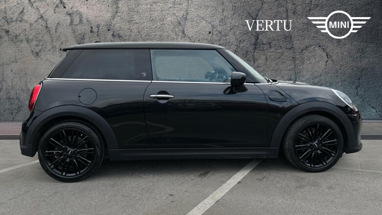 MINI Hatchback 1.5 Cooper Exclusive 3dr Auto Petrol Hatchback